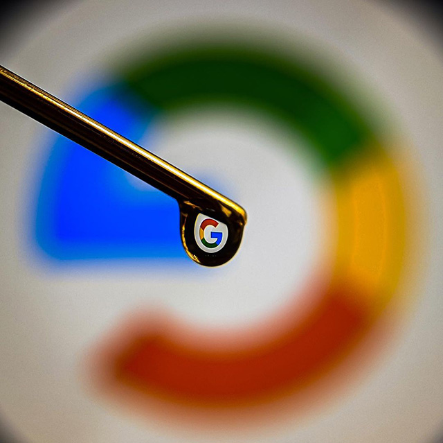 Water Drop Google SuperG Logo