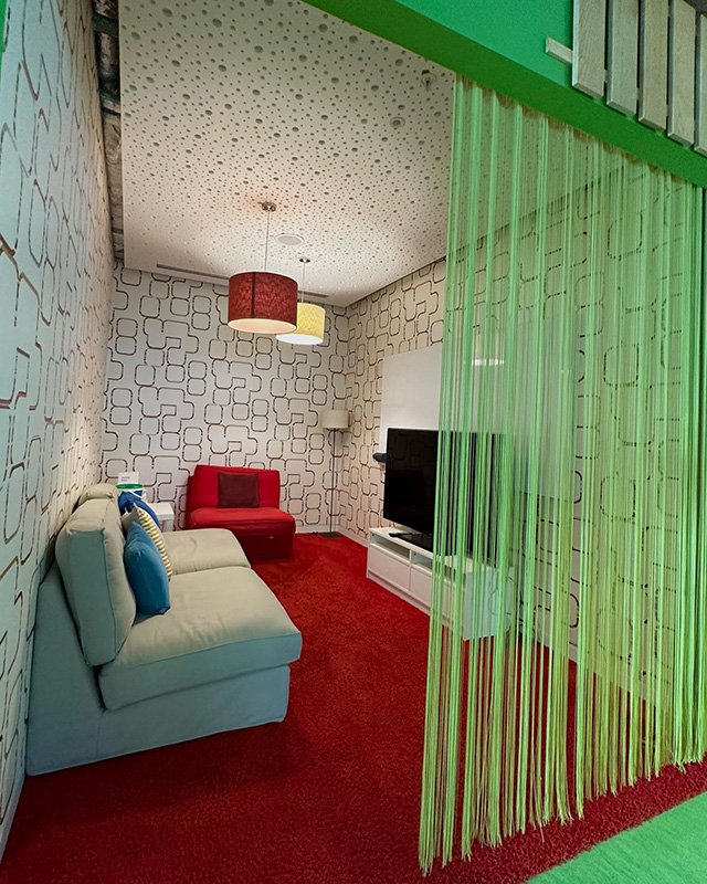 Google Swanky Office Rooms